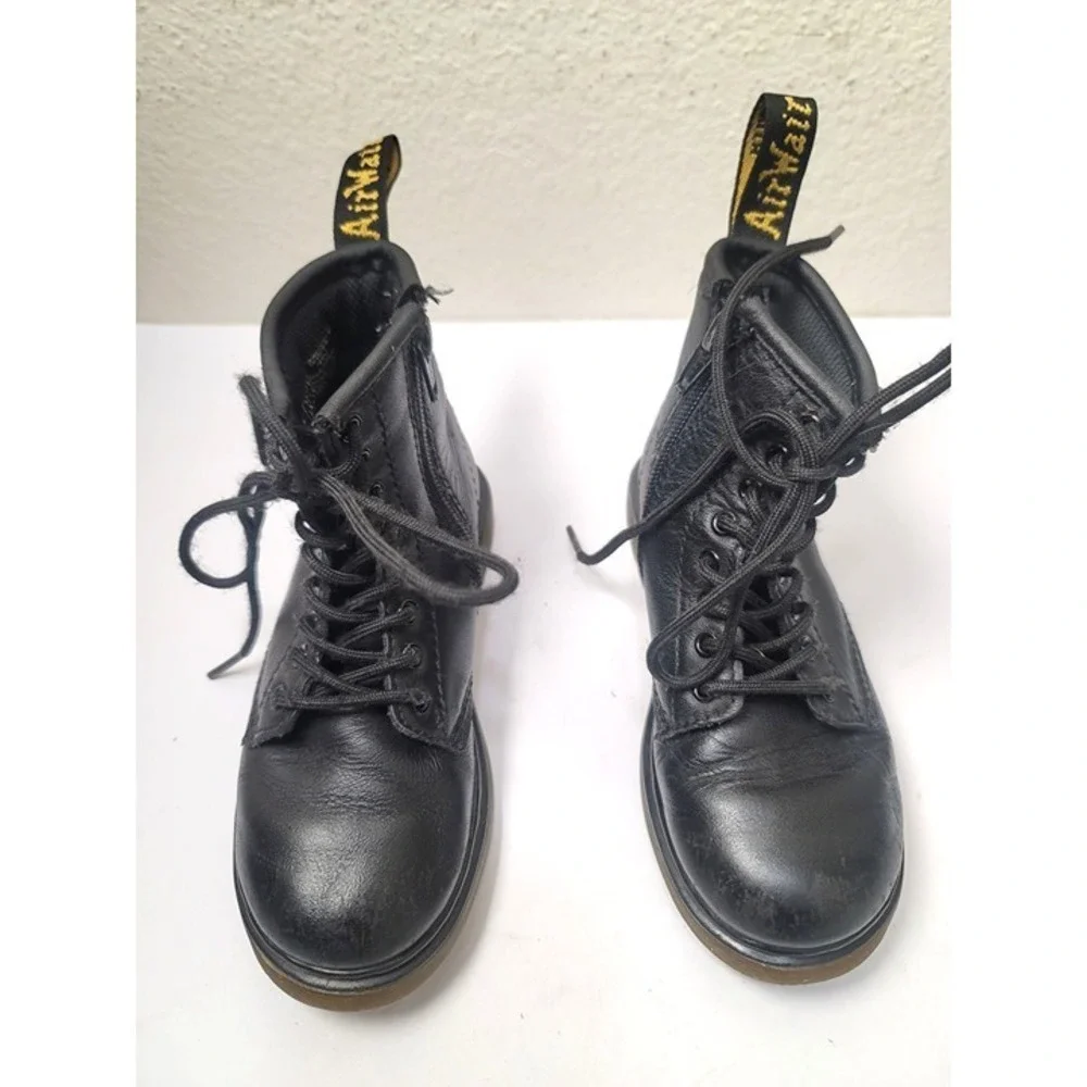 Dr. Martens AirWair Black Leather Kids 11 Ankle Boots Laces Chukky